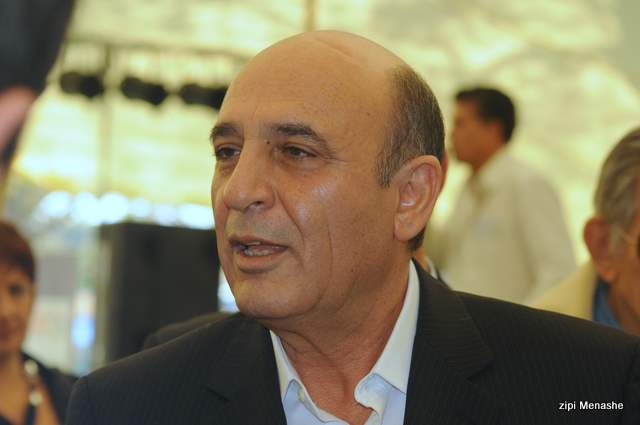 היועץ המשפטי של הכנסת: מופז לא האשים את הרמטכ"ל באי אמירת אמת