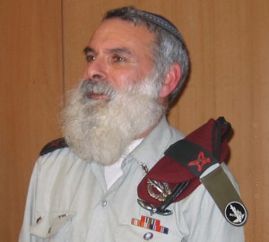 הרב הצבאי לשעבר, אביחי רונצקי (צילום: ויקימדיה)