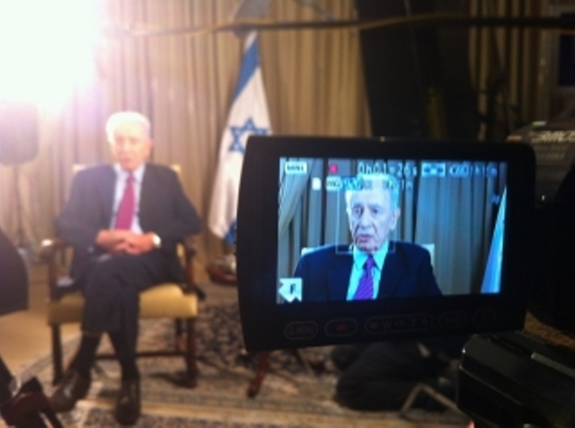 נשיא המדינה פתח במרתון ראיונות לתקשורת הבינלאומית והערבית במסגרת מבצע עמוד ענן