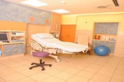חדר לידה בביקור חולים
