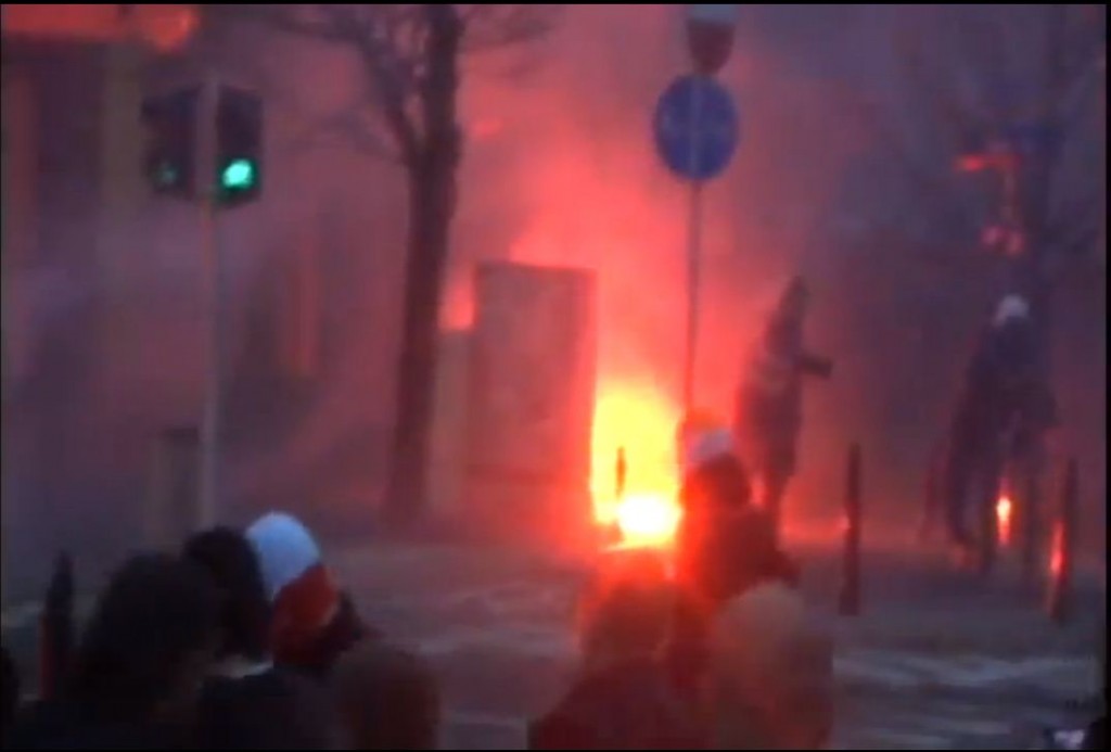 מהומות של "המשמר העצמאי" בפולין (מתוך סרטון יוטיוב)