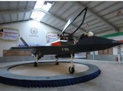 איראן חושפת: מטוס קרב חדש מתוצרתה