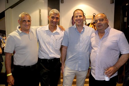 מימין: אבי שומר, ערן יסעור, אסף בן דב ו-רון מירון