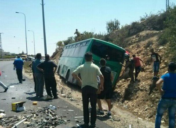 תאונת דרכים קשה בין אוטובוס אגד לרכב פלסטיני