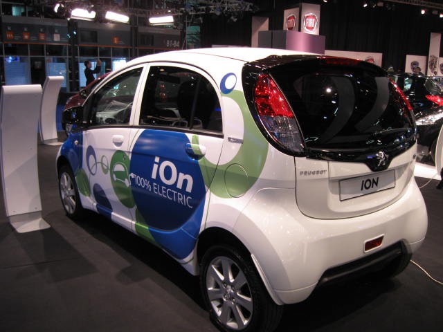 גידול שנתי של 48% ברכישת רכב חשמלי עד 2020