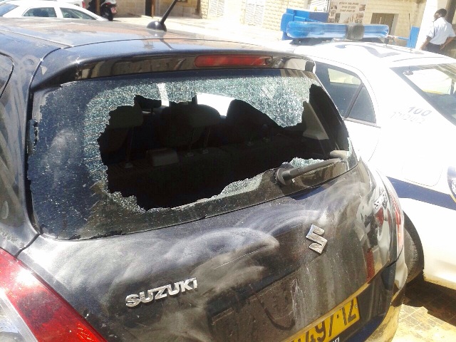 ירושלים: קצין צה"ל הותקף באבנים על ידי חרדים