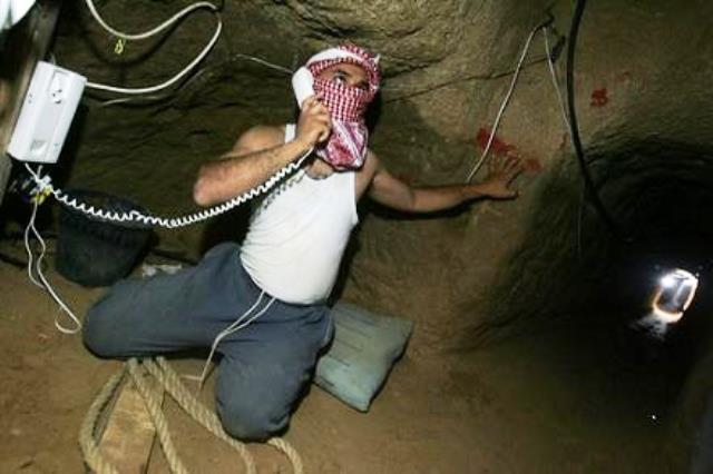 8 פעילי חמאס נהרגו כשמנהרה התמוטטה על ראשים