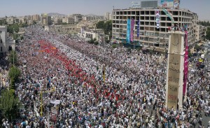 הפגנה בעיר חמאה בסוריה (Flickr/syriana2011)