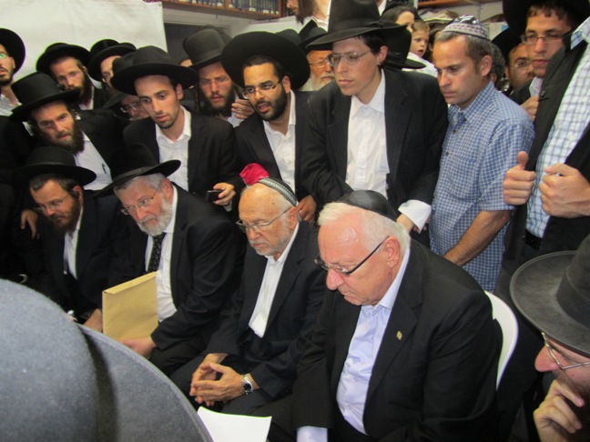 יו"ר הכנסת בביקור ניחומים, בבית הרב אלישיב: "דרושה מנהיגות"