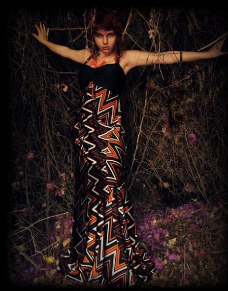 שמלת מקסי בהדפס שבטי. קיץ-סתיו 2012. צילום: לילי ברושטיין