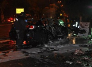 הרכב לאחר הפיצוץ (צילום: משטרת ישראל)