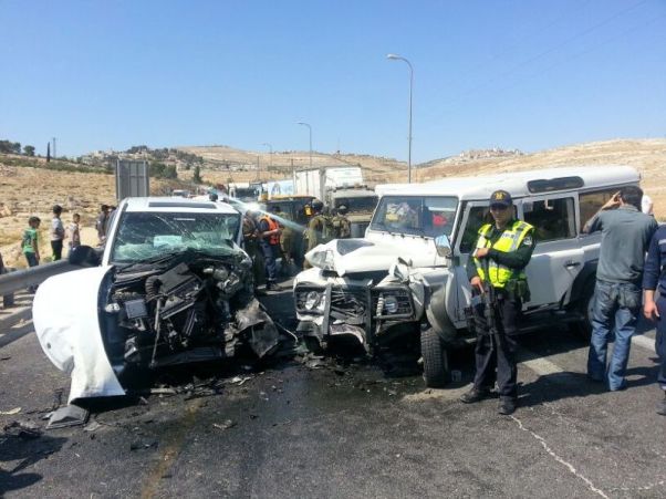 רכב אבטחה של רה"מ הפלסטיני התנגש ברכב ישראלי