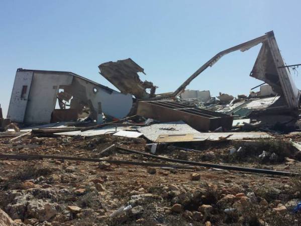 מאחז "גבעת גאולת ציון" נהרס ובתגובה הותקף הכפר ג'אלוד