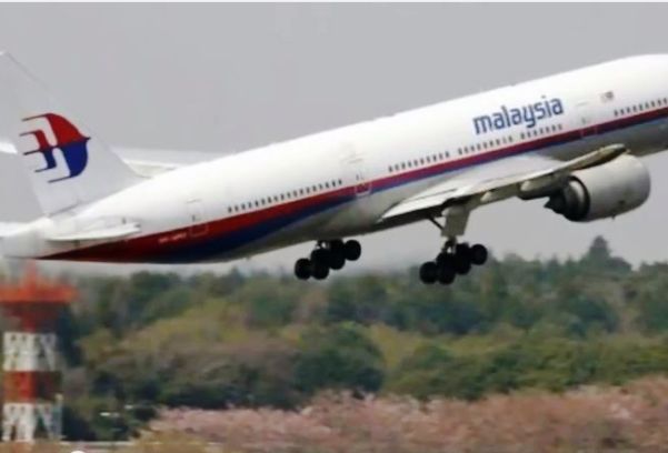 מטוס 777 ובו 239 בני אדם נעלם בדרכו לבייג'ין