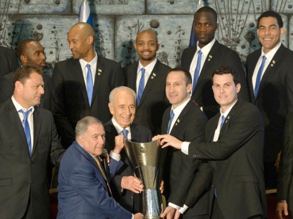 "הבאתם גאווה גדולה לישראל" אמר נשיא המדינה לקבוצת מכבי