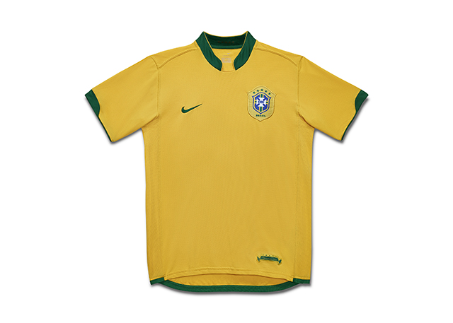 חולצת נבחרת ברזיל במונדיאל 2006. צילום: .Nike Inc
