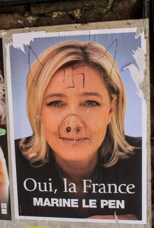 החזית הלאומית כובשת את צרפת