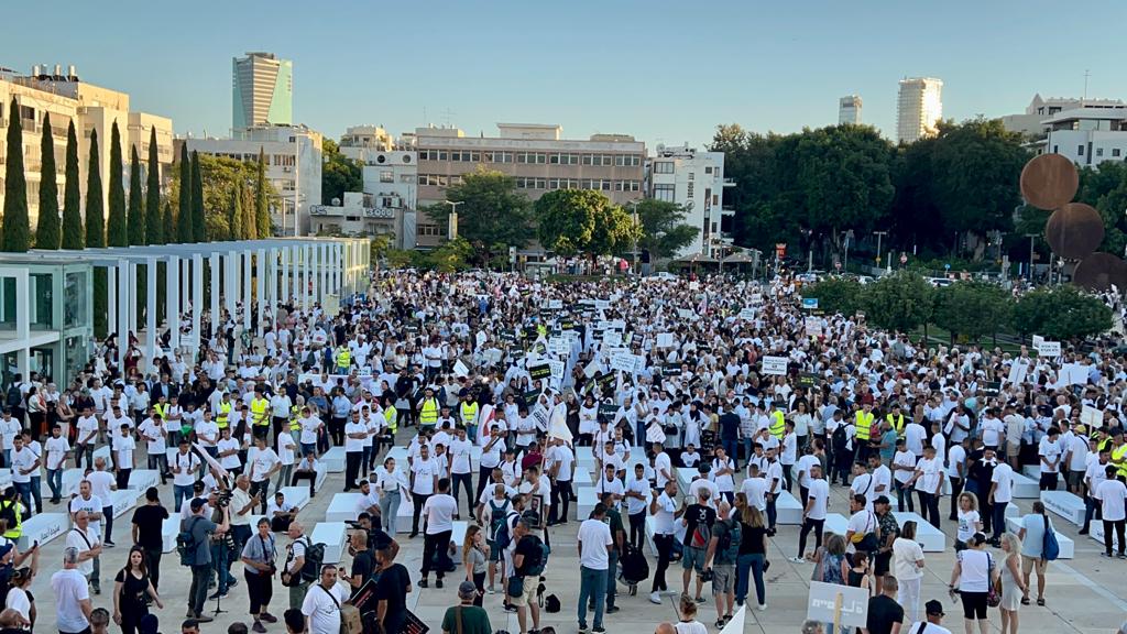 מאה וארבעים ארונות קבורה במצעד מחאה כנגד הפשיעה והרציחות במגזר הערבי